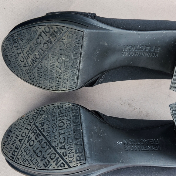 Kenneth Cole Reaction Black Leather Women's Ankle Boot Shoe Size 8.5 - Picture 4 of 6